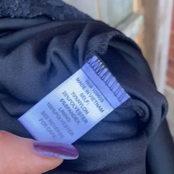 Rabbit Design Black Lace dress sz. 10 - Picture 2 of 3